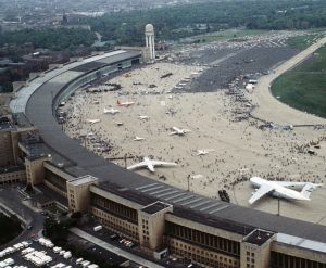 Templehof-Airport_wikimedia-1