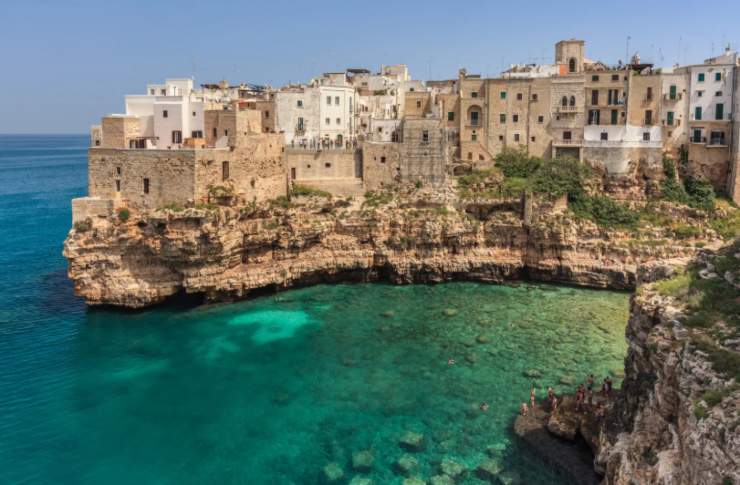bari, in Puglia