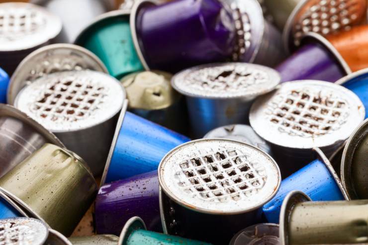 Delle capsule di caffè usate