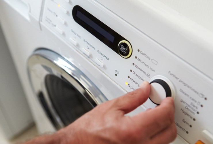 accensione della lavatrice