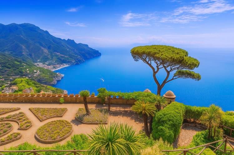 Un borgo tra cielo e mare: è Ravello