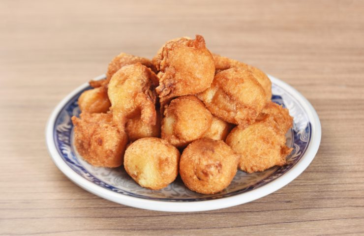 castagne d'acqua fritte