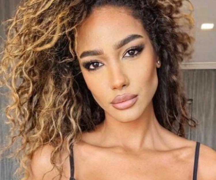 Samira Lui attaccata da Claudia Gerini