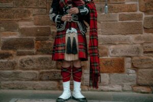 persona con il tipico costume scozzese