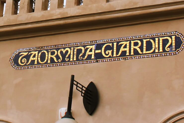 stazione Taormina giardini 