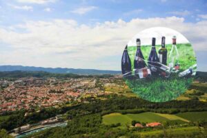 casette del borgo e bottiglie