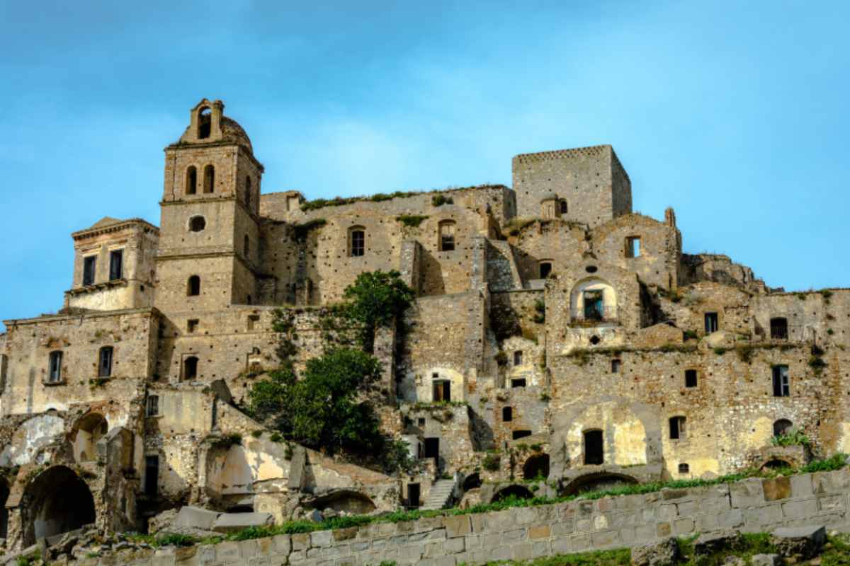 la città fantasma di craco a matera