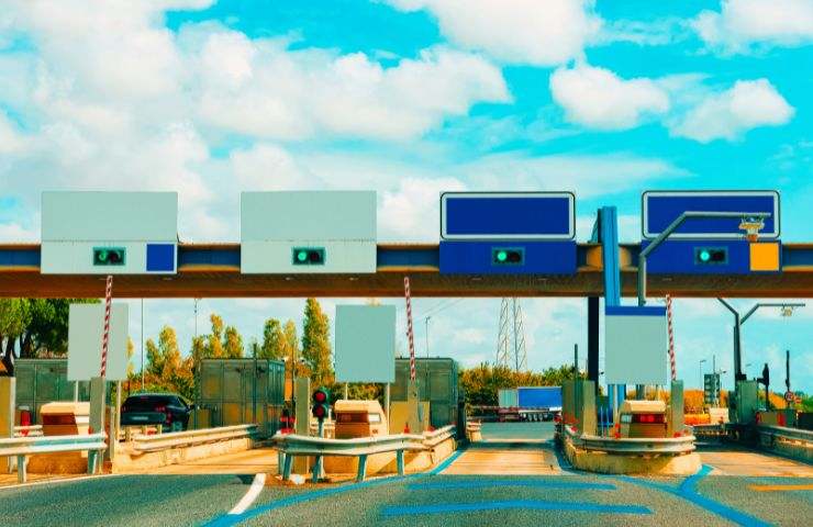 un casello in autostrada 